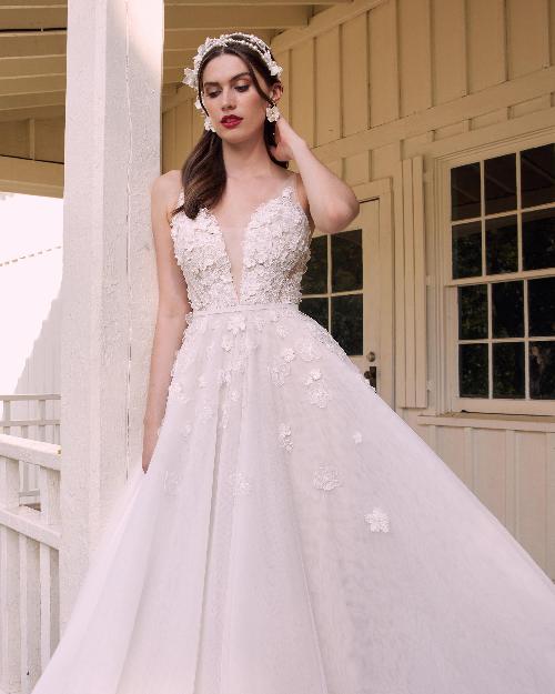 La22101 a line tulle wedding dress with flowers and spaghetti straps1